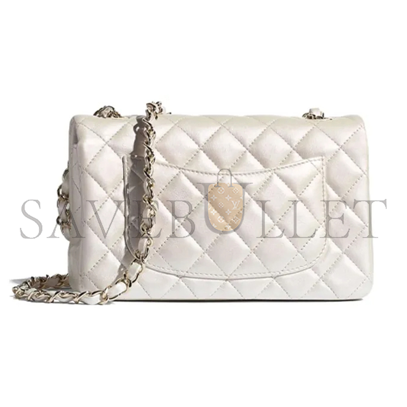 CHANEL CALFSKIN CHAIN FLAP BAG A69900 B05462 10601 (20*12*6cm)