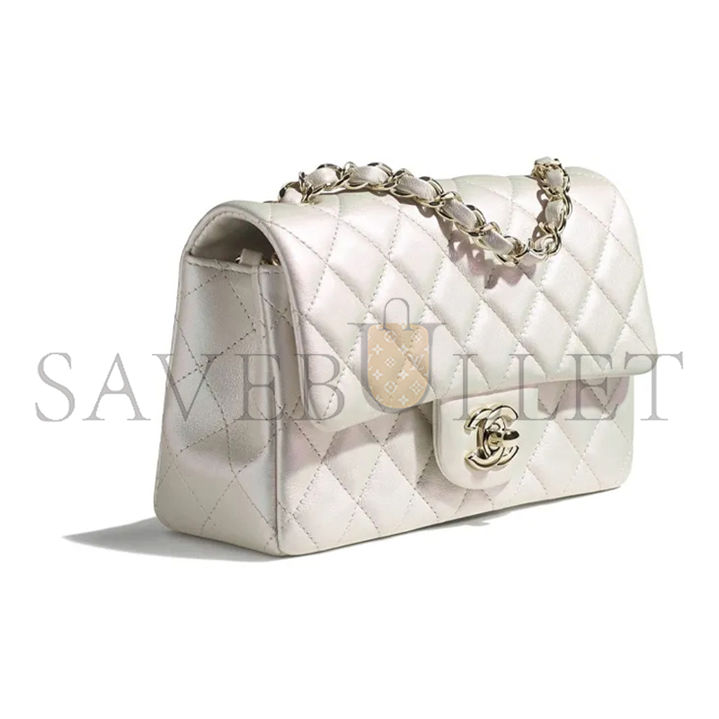 CHANEL CALFSKIN CHAIN FLAP BAG A69900 B05462 10601 (20*12*6cm)