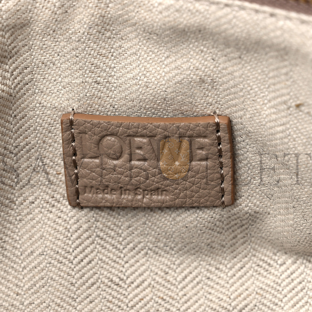 LOEWE GRAINED CALFSKIN SMALL PUZZLE EDGE BAG SAND (24*16.5*10.5cm)